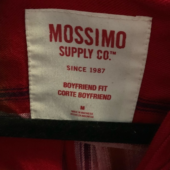 Red flannel - Picture 2 of 3